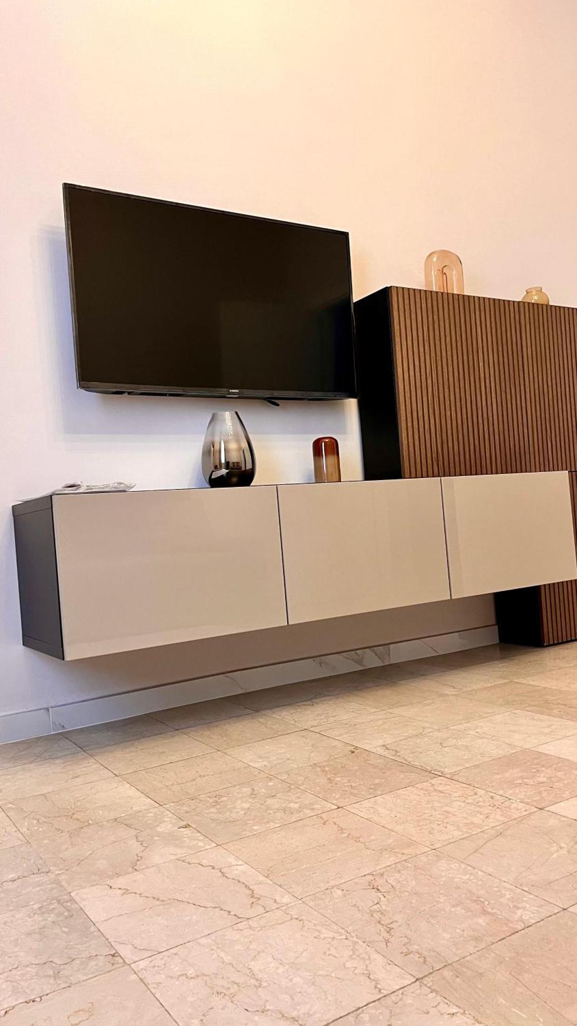 Moderno Freidour, Metro Rivoli Apartment *
